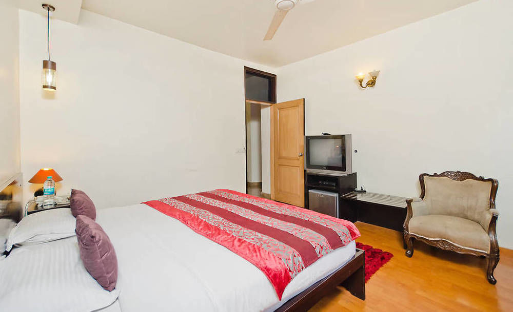Grand Ffour Hotel New Delhi Bagian luar foto