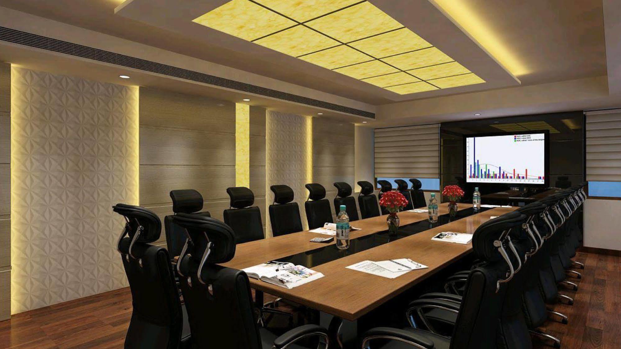 Grand Ffour Hotel New Delhi Bagian luar foto